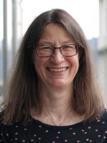 Dr. Susanne Wolfrum