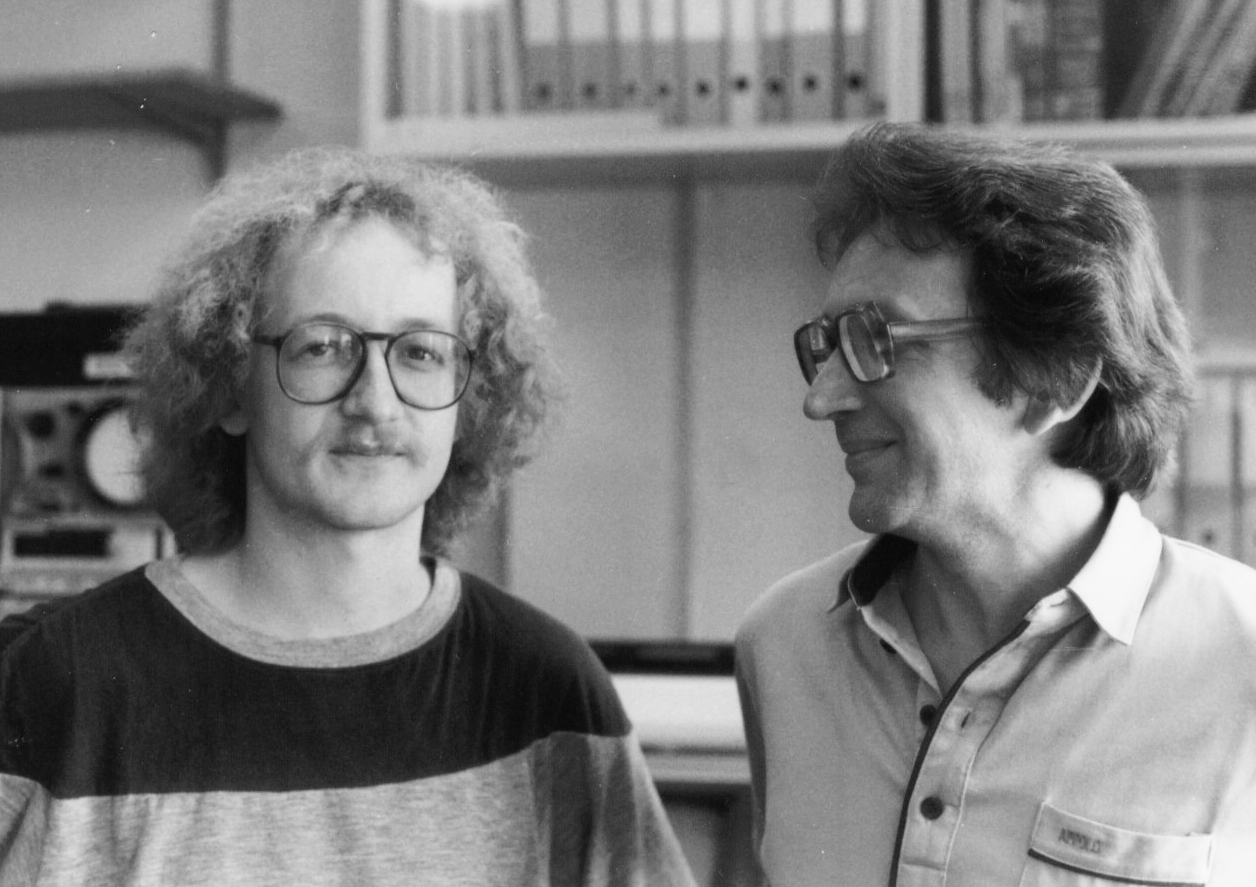 Erich Meister als Doktorand (links) zusammen mit Jerzy Sepiol 1984
