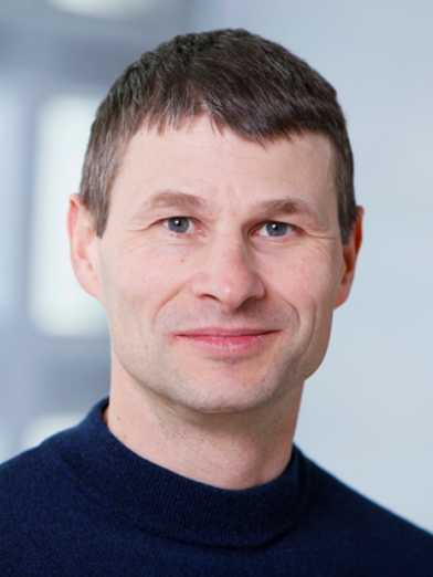 Prof. Dr. Gunnar Jeschke, Head Department of Chemistry and Applied Biosciences